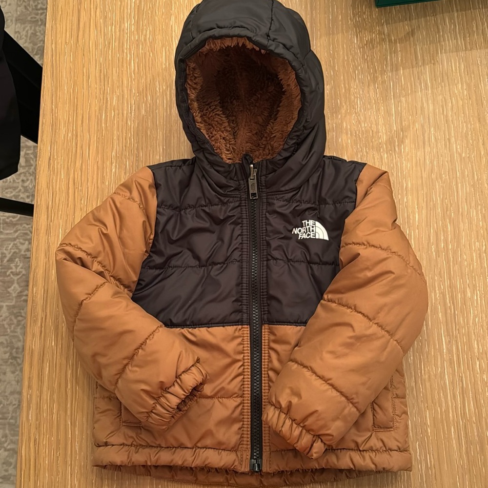 Boys 2T north face jacket, reversible, brown and black, excellent condition